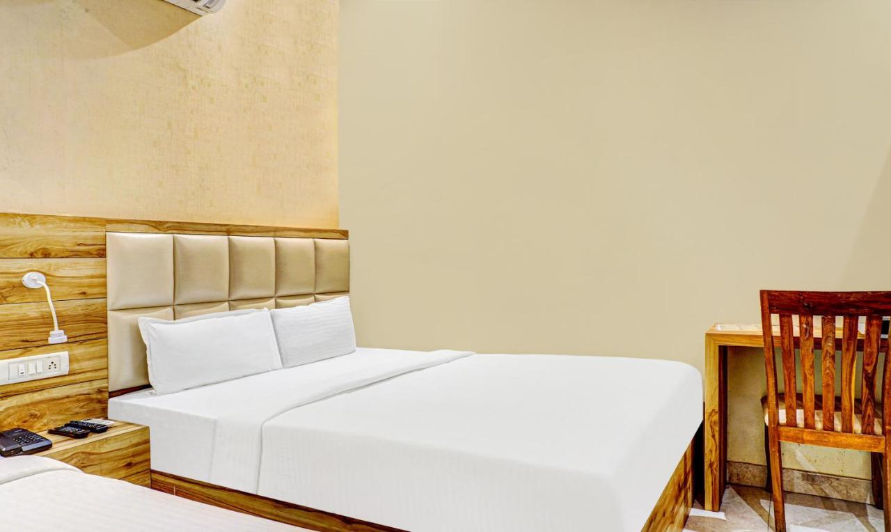 Hotel Sun City Near Saifee Hospital And Hn Reliance Mumbai Kültér fotó